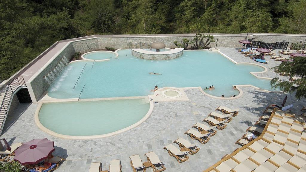 Complesso Termale Vescine Hotel Castelforte Exterior photo