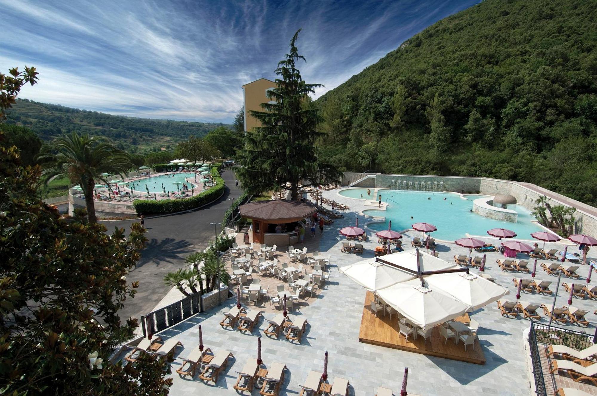 Complesso Termale Vescine Hotel Castelforte Exterior photo